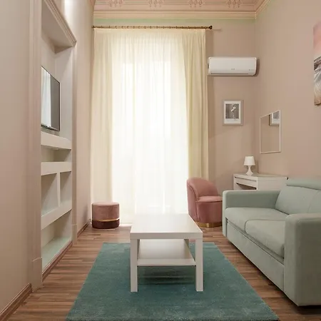 Filomena Luxury Apartament *