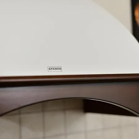 Filomena Luxury * Katania